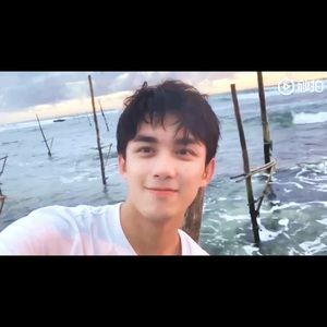 Meet your Posher, Yichen